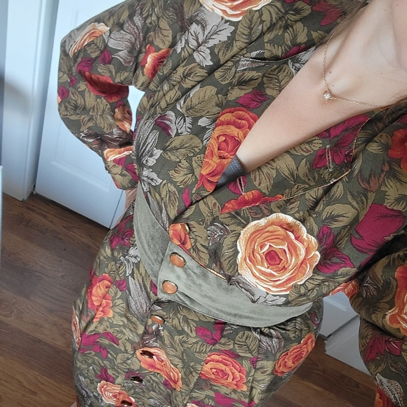 St. Gillian floral dress - Picture 6 of 12